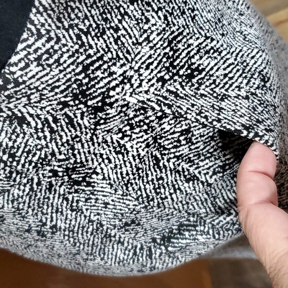 Cabi 2 piece skirt suit set long line blazer herringbone black and white - Picture 7 of 12